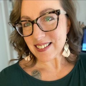 Meet your Posher, Melissa